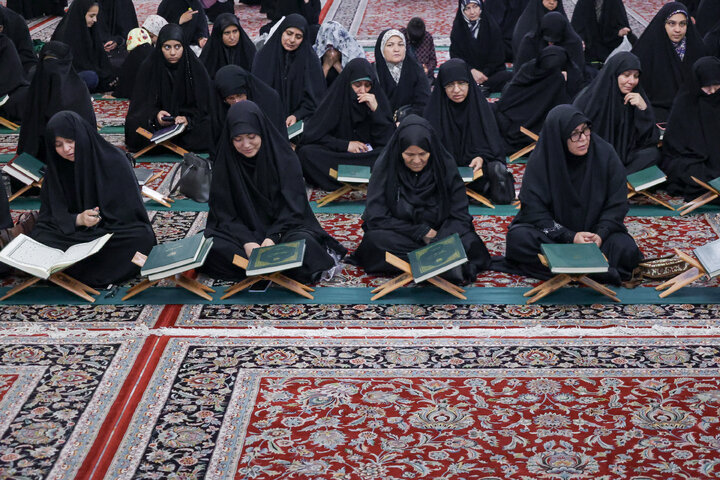 محفل قرآنی «ام‌ابیها» در حرم مطهر رضوی