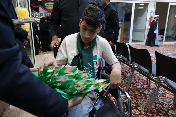 تشرف کاروان زیارتی تبریز به حرم مطهر رضوی