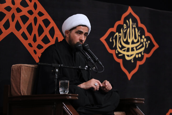Photos: Second night of Muharram mourning ceremonies held at Imam Khomeini Hussainiyah