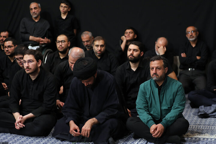 Photos: Second night of Muharram mourning ceremonies held at Imam Khomeini Hussainiyah