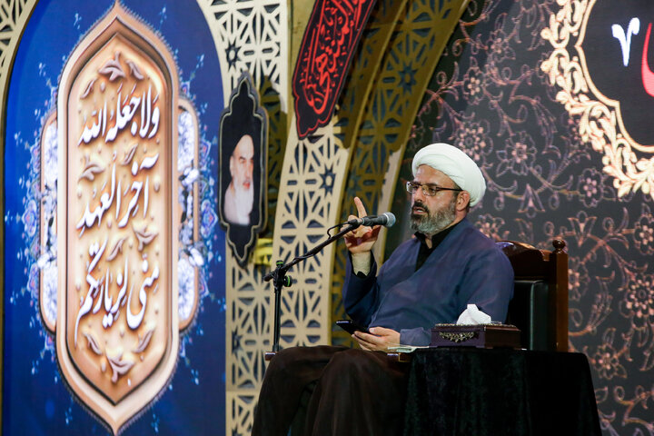 گزارش تصویری | عزاداری هیئات مذهبی استان سمنان در حسینیه حرم