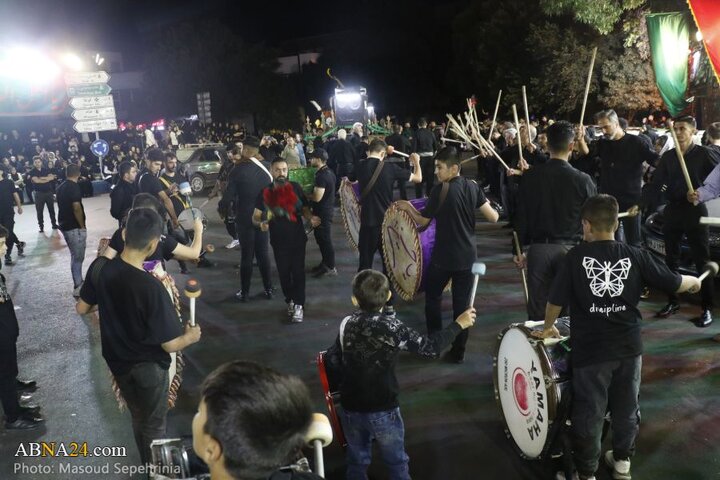 میزبانی محله چهارراه نادر شهر تبریز از عزاداران حسینی