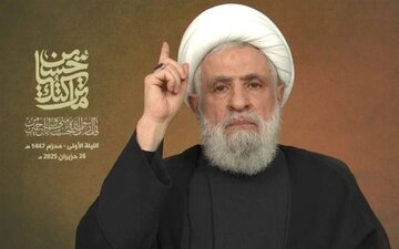 ویدیو | شیخ نعیم قاسم در لباس رزم