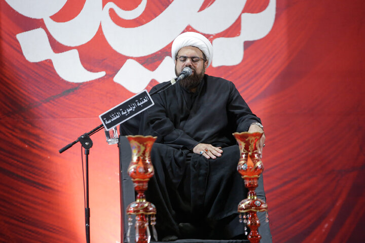 تقرير مصور/ برنامج« أبو القربة» في الحرم الرضوي الشریف