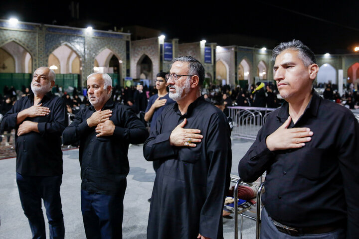 تقرير مصور/ برنامج« أبو القربة» في الحرم الرضوي الشریف