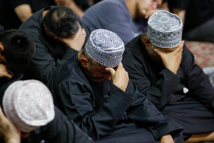 تقرير مصور/ برنامج« أبو القربة» في الحرم الرضوي الشریف