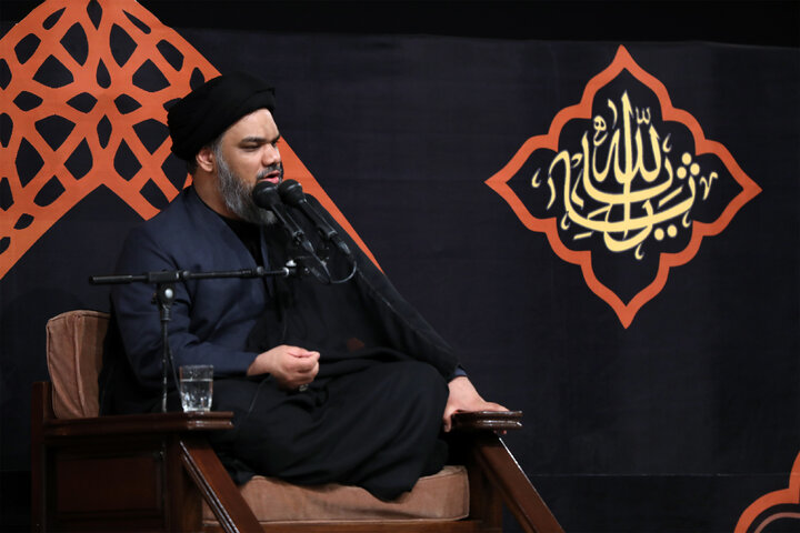Photos: Third night of Muharram mourning ceremonies on eve of Tasu’a held in the Imam Khomeini (ra) Hussainiyah