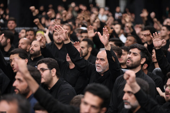 Photos: Third night of Muharram mourning ceremonies on eve of Tasu’a held in the Imam Khomeini (ra) Hussainiyah