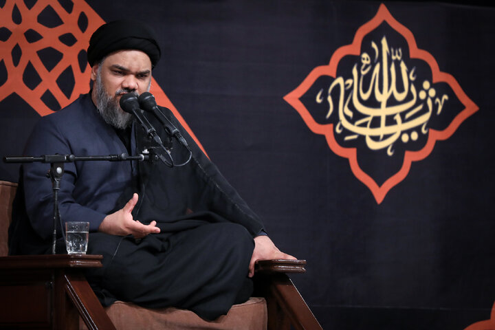 Photos: Third night of Muharram mourning ceremonies on eve of Tasu’a held in the Imam Khomeini (ra) Hussainiyah