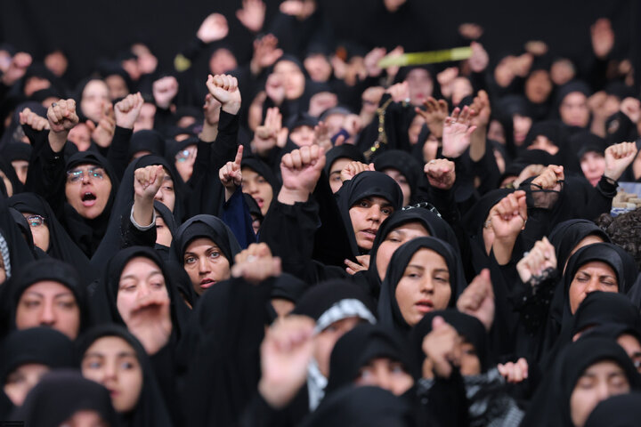 Photos: Third night of Muharram mourning ceremonies on eve of Tasu’a held in the Imam Khomeini (ra) Hussainiyah