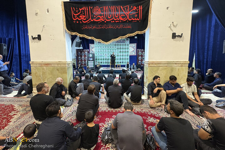 مراسم عزاداری دهه اول ماه محرم در هیئت لرستانی‌های مقیم قم