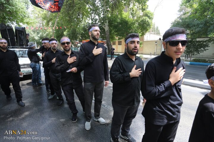 قافله عزاداری جوانان اصفهانی در روز تاسوعای حسینی