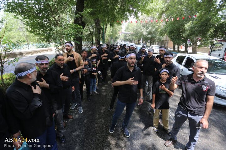 قافله عزاداری جوانان اصفهانی در روز تاسوعای حسینی