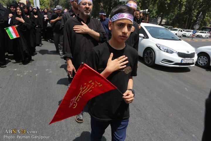 قافله عزاداری جوانان اصفهانی در روز تاسوعای حسینی
