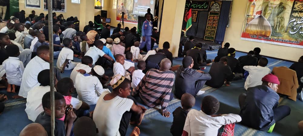 Majlisi ya Tasu’a – Chuo cha Al-Mustafa(s), Tawi la Malawi Sababu ya Imam Hussein (a.s) Kukataa Kumuunga Mkono Yazid + Picha