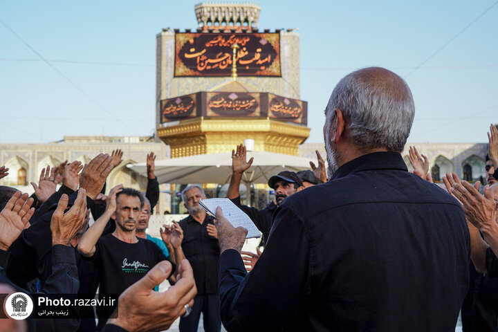 تقرير مصور/ مراسم عزاء تاسوعاء الحسین في الحرم الرضوي الشریف