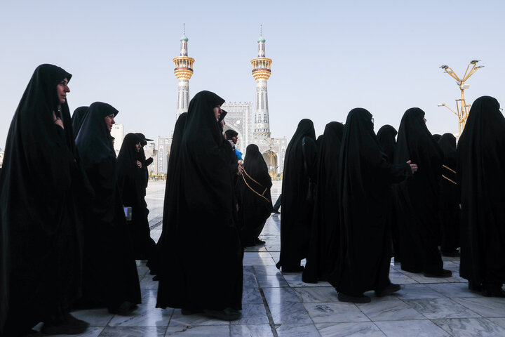 تقرير مصور/ مراسم عزاء تاسوعاء الحسین في الحرم الرضوي الشریف