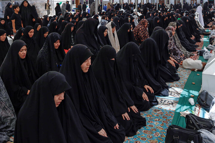 تقرير مصور/ مراسم عزاء تاسوعاء الحسین في الحرم الرضوي الشریف