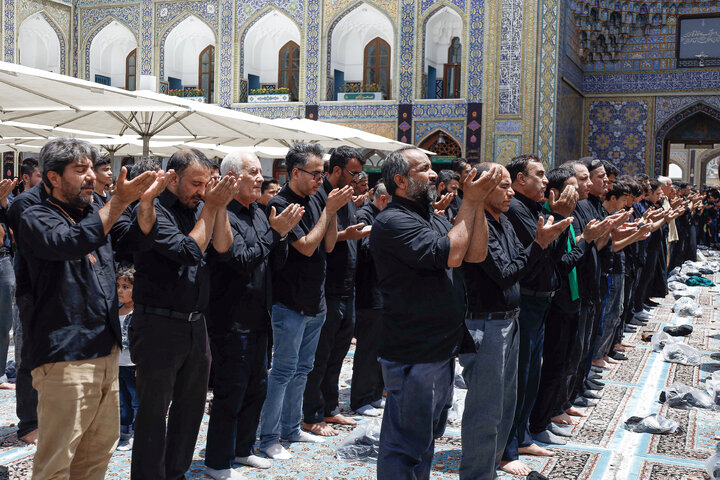 تقرير مصور/ مراسم عزاء تاسوعاء الحسین في الحرم الرضوي الشریف