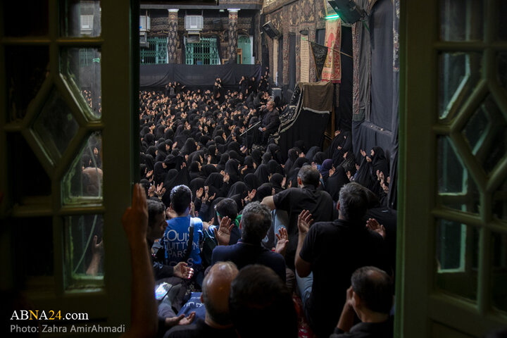 عزاداری حضرت اباعبدلله الحسین(ع) در حسینیه سادات اخوی تهران