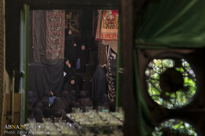 عزاداری حضرت اباعبدلله الحسین(ع) در حسینیه سادات اخوی تهران