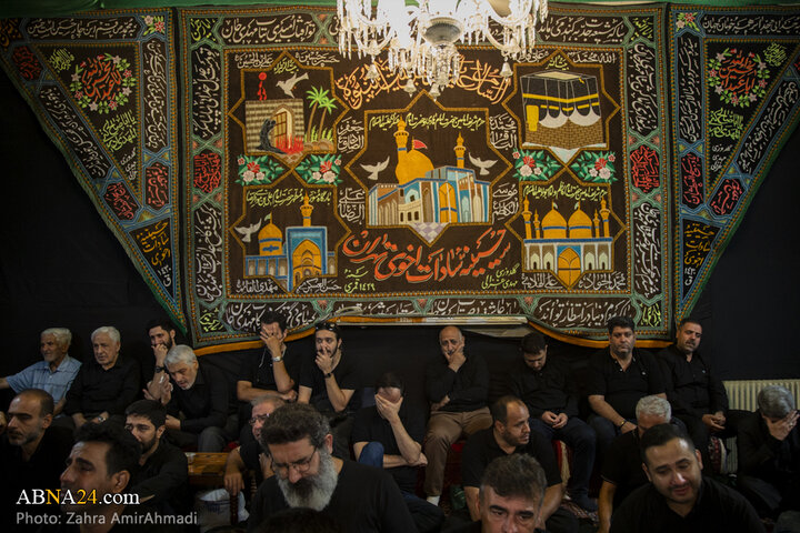 عزاداری حضرت اباعبدلله الحسین(ع) در حسینیه سادات اخوی تهران