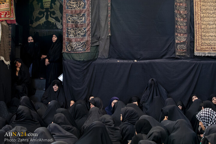 عزاداری حضرت اباعبدلله الحسین(ع) در حسینیه سادات اخوی تهران