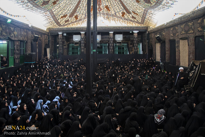 عزاداری حضرت اباعبدلله الحسین(ع) در حسینیه سادات اخوی تهران