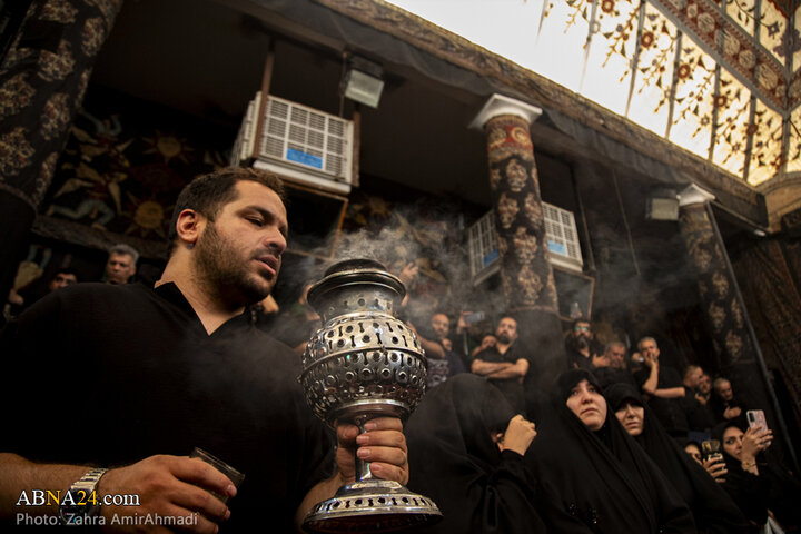 عزاداری حضرت اباعبدلله الحسین(ع) در حسینیه سادات اخوی تهران