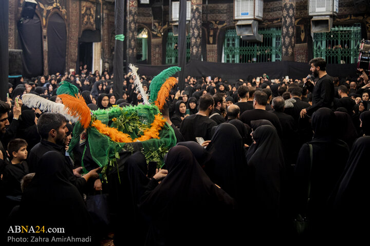 عزاداری حضرت اباعبدلله الحسین(ع) در حسینیه سادات اخوی تهران