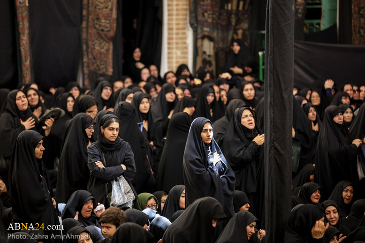 عزاداری حضرت اباعبدلله الحسین(ع) در حسینیه سادات اخوی تهران