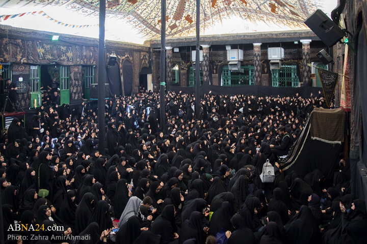 عزاداری حضرت اباعبدلله الحسین(ع) در حسینیه سادات اخوی تهران