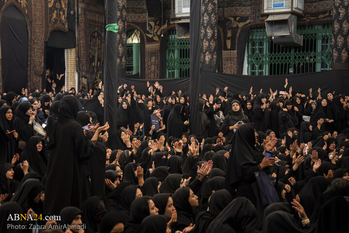 عزاداری حضرت اباعبدلله الحسین(ع) در حسینیه سادات اخوی تهران