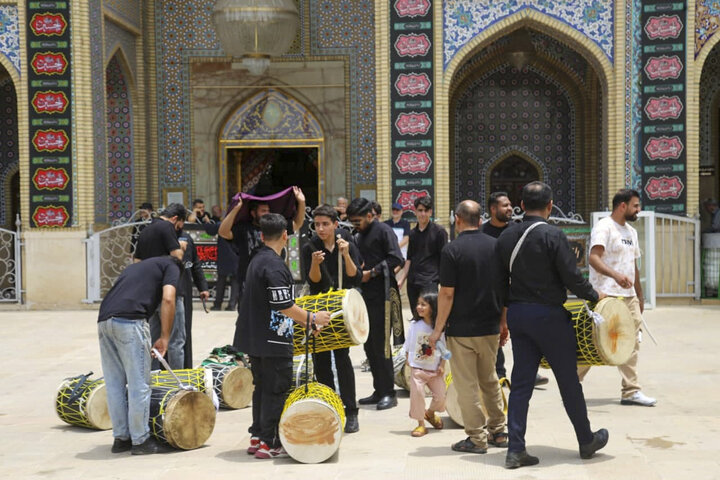 تصاویر| عزاداری هیئات مذهبی شیراز در جوار حرم مطهر سیدعلاالدین حسین(ع)