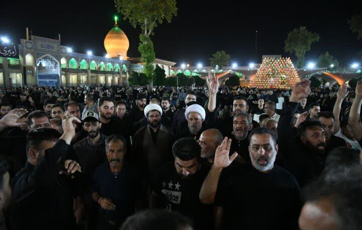 تصاویر| مراسم عزاداری هیئات مختلف شیراز در شب عاشورای حسینی