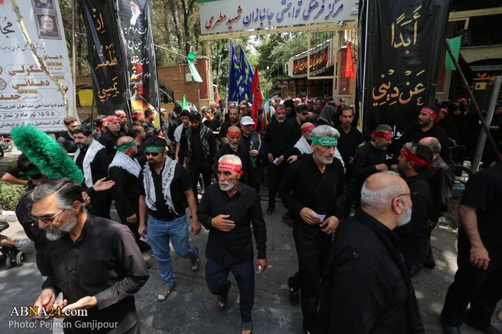 قافله عزا و حماسه هیئت «رزمندگان اسلام» اصفهان در روز عاشورای حسینی
