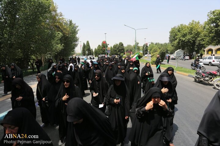 قافله عزا و حماسه هیئت «رزمندگان اسلام» اصفهان در روز عاشورای حسینی