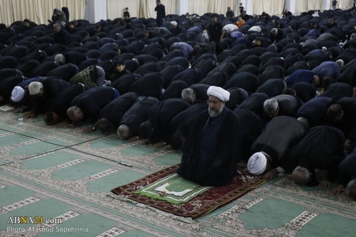 Raporê wêneyan | Nimêja nîvro ya Roja Aşûrê li bajarê Têwrezê