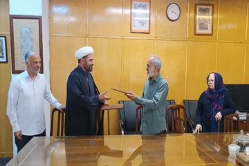 مرکز نور و مؤسسه لغت نامه دهخدا، تفاهم نامه همکاری امضا کردند