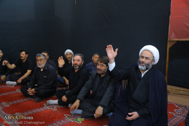 Photos: Mommemoration ceremony for Iranian martyrs held by Afghan immigrants living in Qom