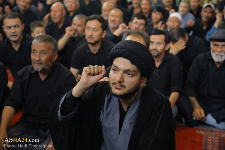 Photos: Mommemoration ceremony for Iranian martyrs held by Afghan immigrants living in Qom