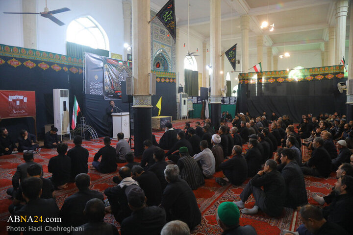 Photos: Mommemoration ceremony for Iranian martyrs held by Afghan immigrants living in Qom