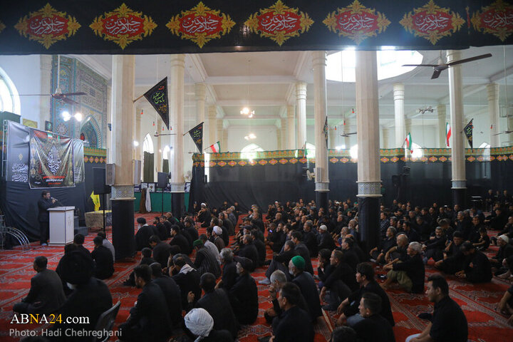 Photos: Mommemoration ceremony for Iranian martyrs held by Afghan immigrants living in Qom