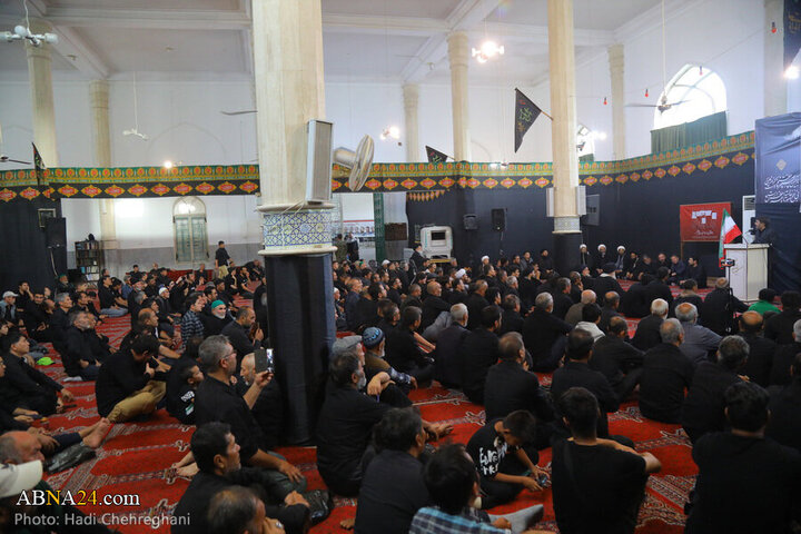 Photos: Mommemoration ceremony for Iranian martyrs held by Afghan immigrants living in Qom