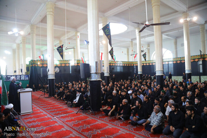 Photos: Mommemoration ceremony for Iranian martyrs held by Afghan immigrants living in Qom