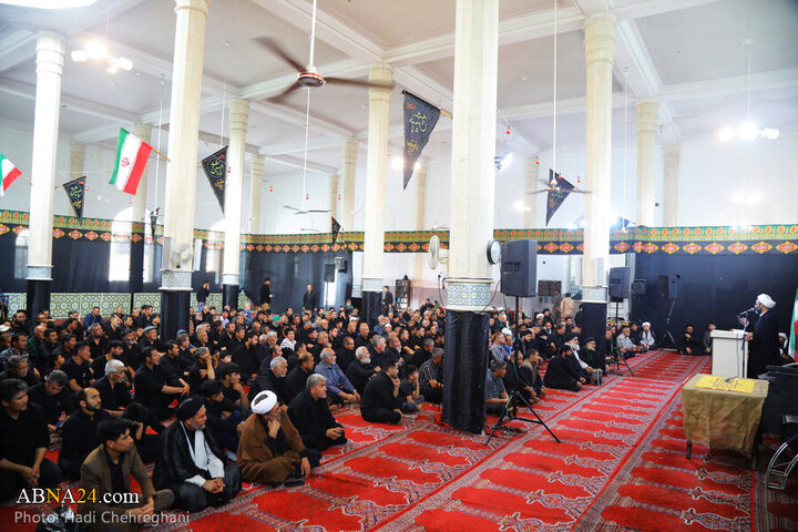 Photos: Mommemoration ceremony for Iranian martyrs held by Afghan immigrants living in Qom