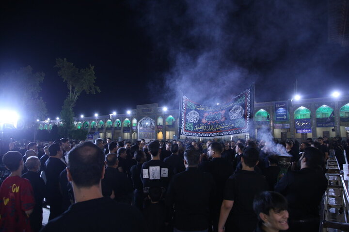 Photos: Tasua mourning ceremony held in Shahcheragh holy shrine in Shiraz