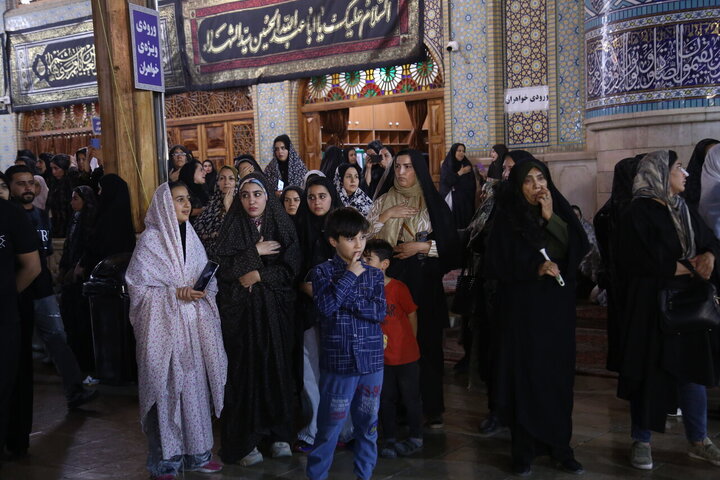 Photos: Tasua mourning ceremony held in Shahcheragh holy shrine in Shiraz