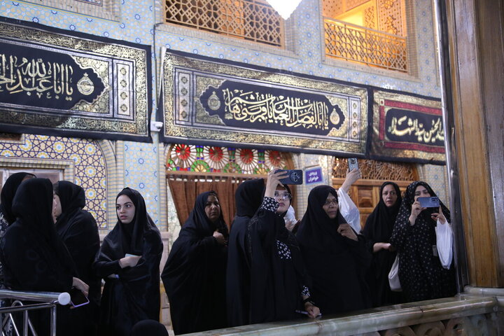 Photos: Tasua mourning ceremony held in Shahcheragh holy shrine in Shiraz