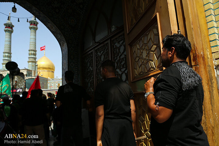 Photos: Ashura mourning processions at Hazrat Masoumeh holy shrine